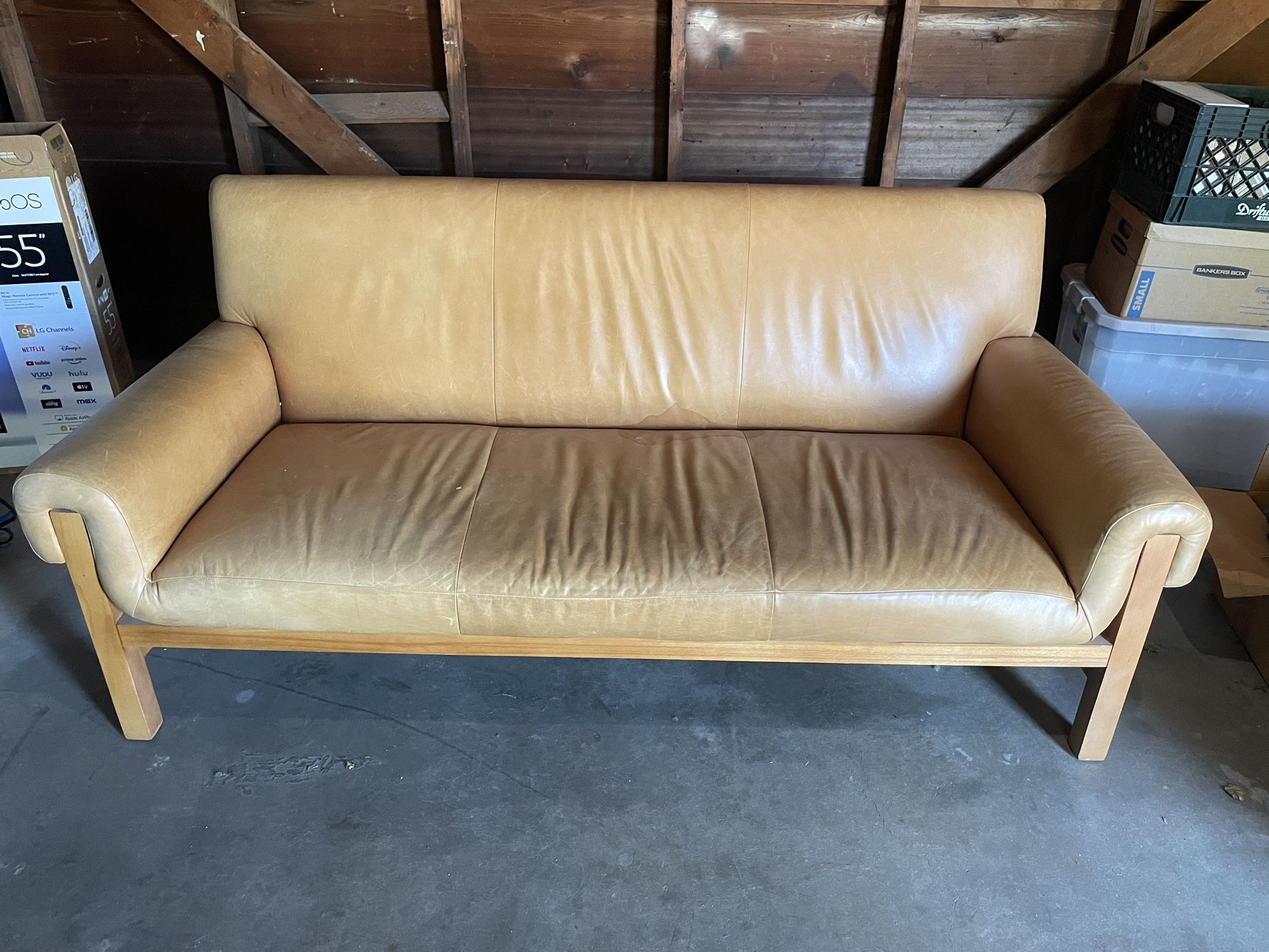 Sofa De Piel
