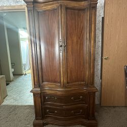 Antique bedroom set
