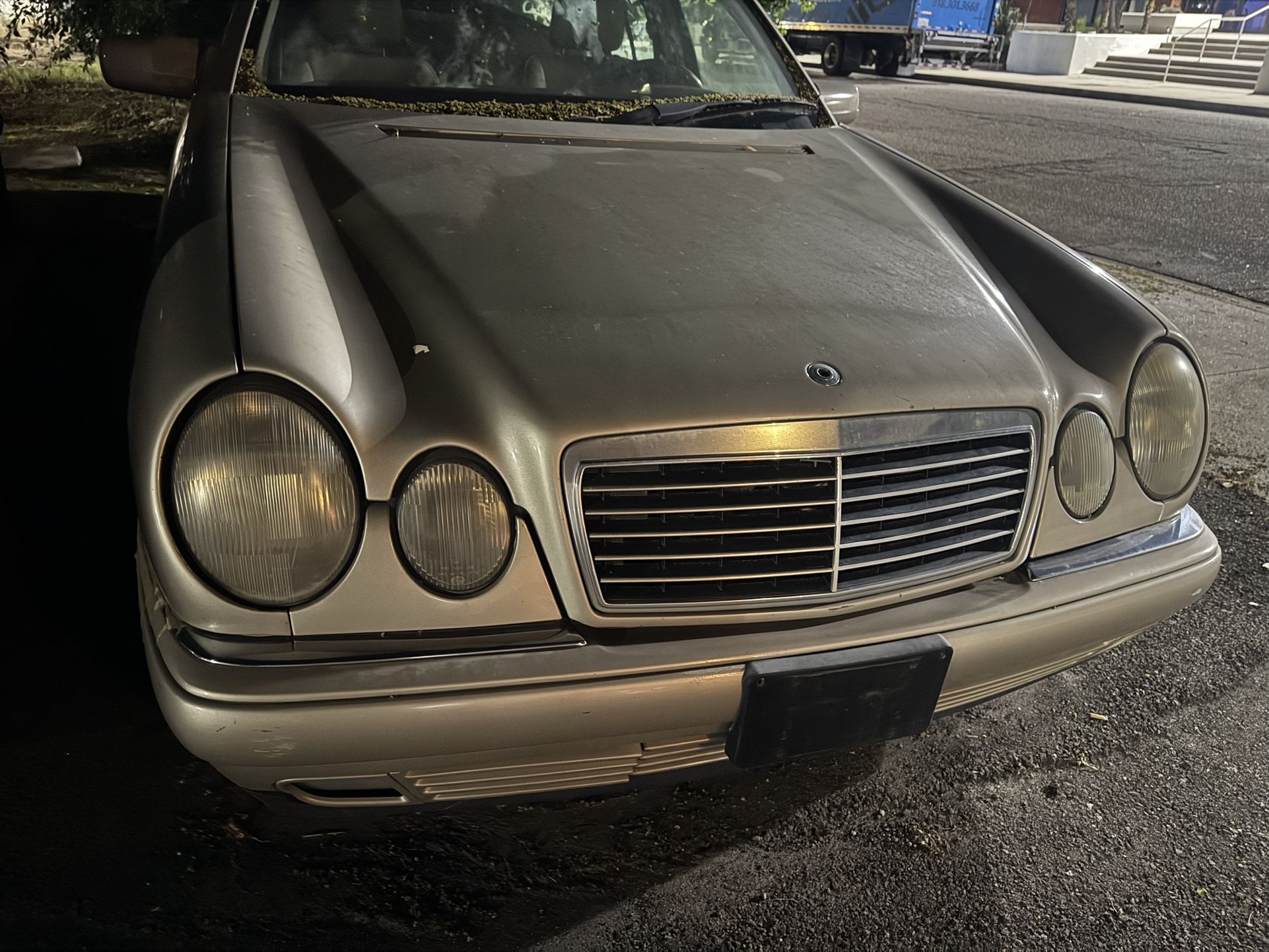 1999 Mercedes Benz E300 Turbo Diesel  Part Out