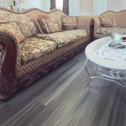 Elegant Couch & Loveseat Set – Good Condition!