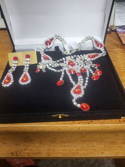 New Necklace And Earring Set