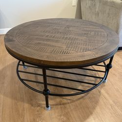 Round Coffee Table 