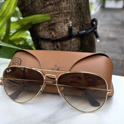 Ray‑Ban RB3025 Aviator • Italy • Gold • Gradient Brown (58mm)