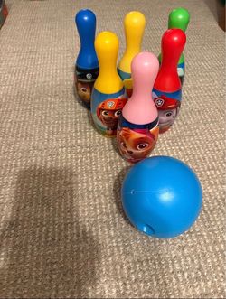 Paw Patrol Licensed Bowling Set