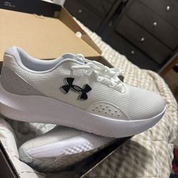 Under Armor Shoes 10.5