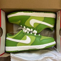 Nike Dunk Low Chlorophyll