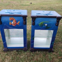 2 Night Stands Or Side Tables