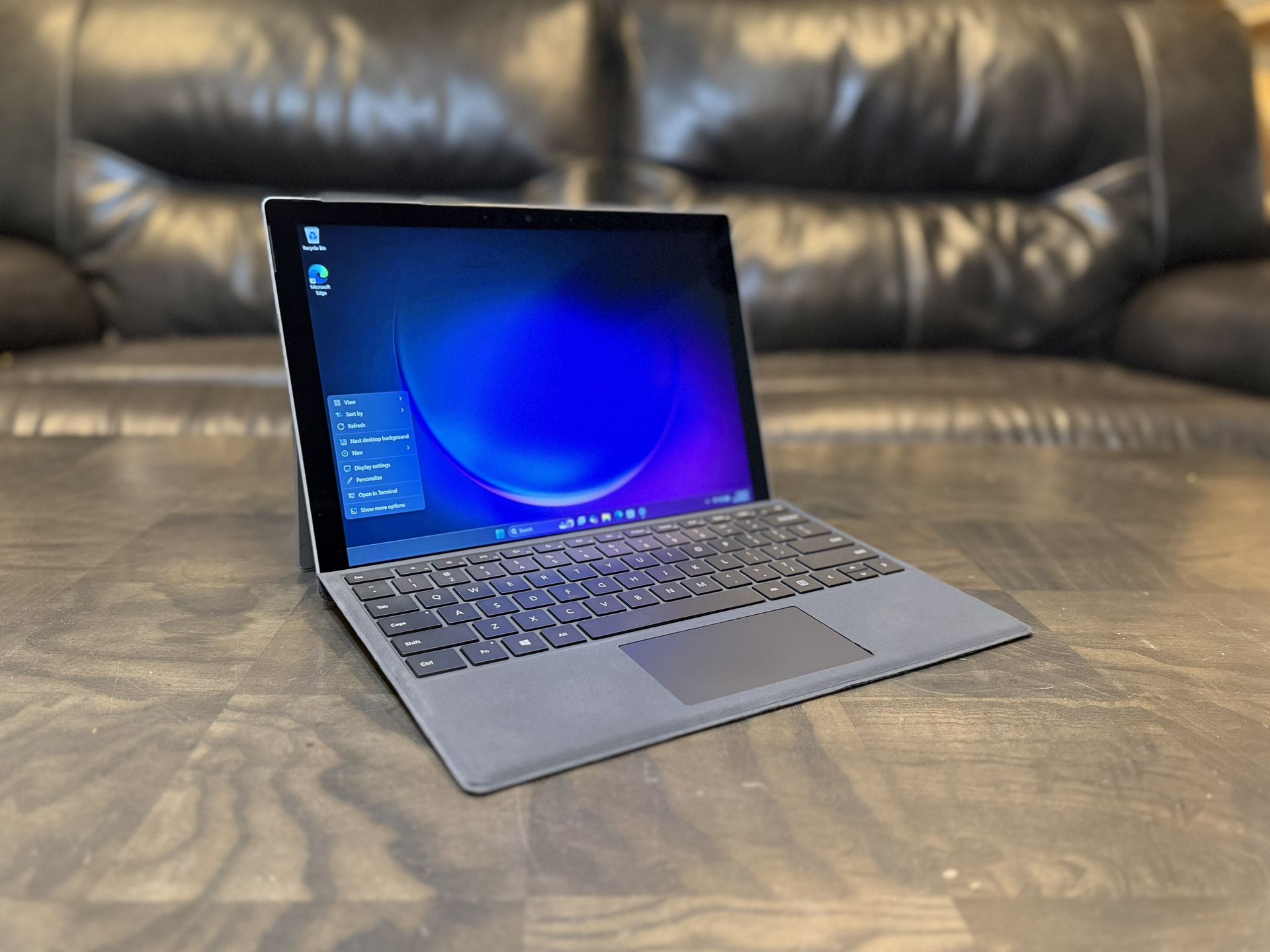 Touchscreen Microsoft Surface Pro 7 Core i5 8GB RAM 256GB SSD 12.3” 2K display Windows 11 tablet laptop computer