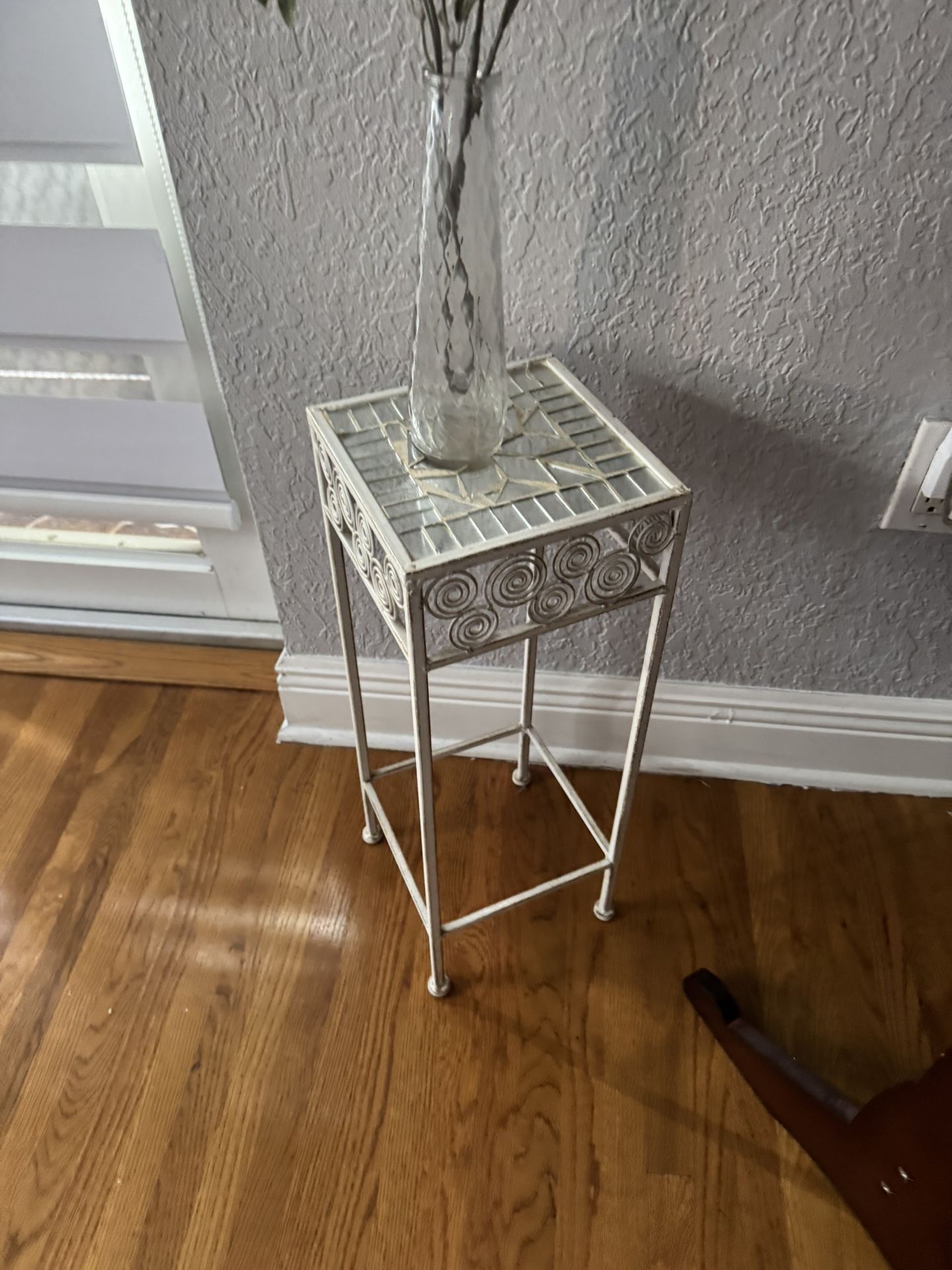 White Mirror Accent Table
