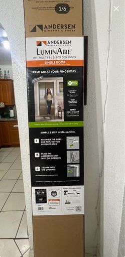 Retractable screen door