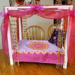 American Girl Doll Bed, OG Doll, Clothing And More. 