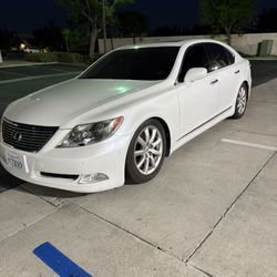2007 Lexus LS 460