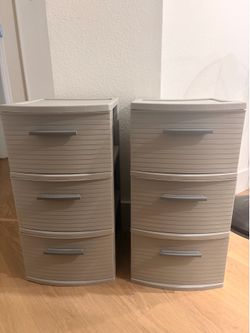 Set of plastic drawers for sale