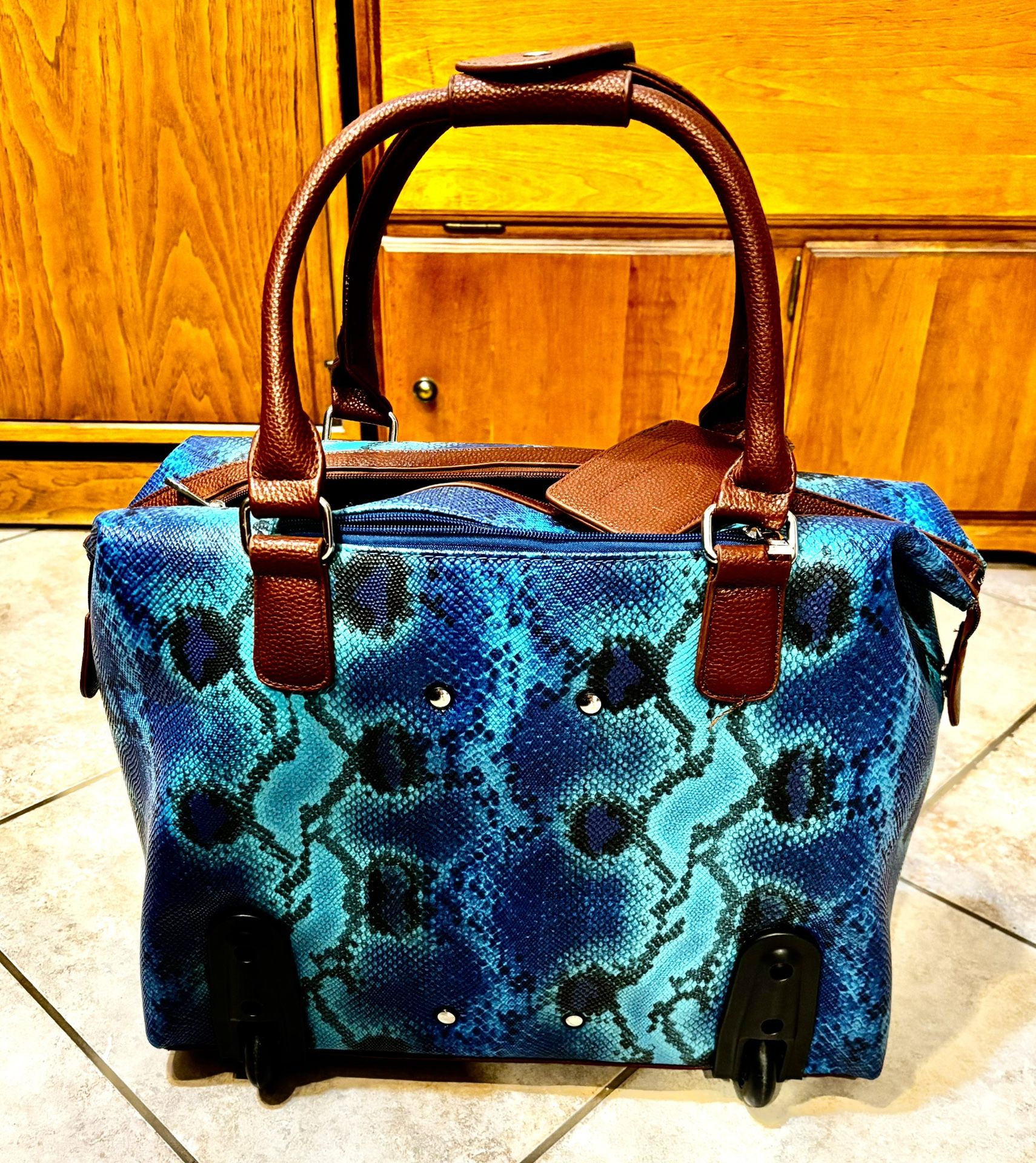 Travel Rolling Bag