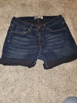 Levi's navy shorts