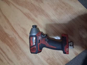 Used Milwaukee 18v 1/4 HEX impact driver