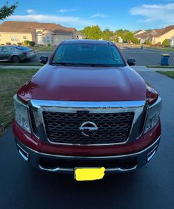 2017 Nissan Titan