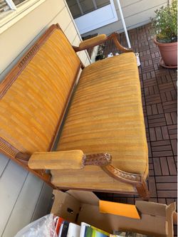 Vintage couch / love seat