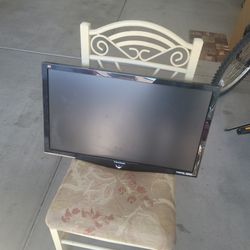 24" LCD Computer Screen