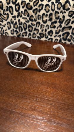 Spurs Glasses