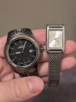 2 Vintage  Timex