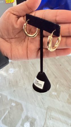 14kt GOLD Hoop Earrings 3.9grams