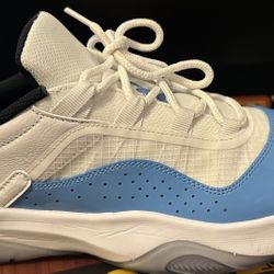 Air Jordan 11 CMFT Low 