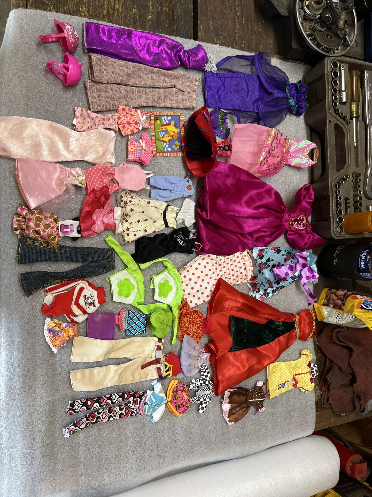 Assorted Barbie Clothes