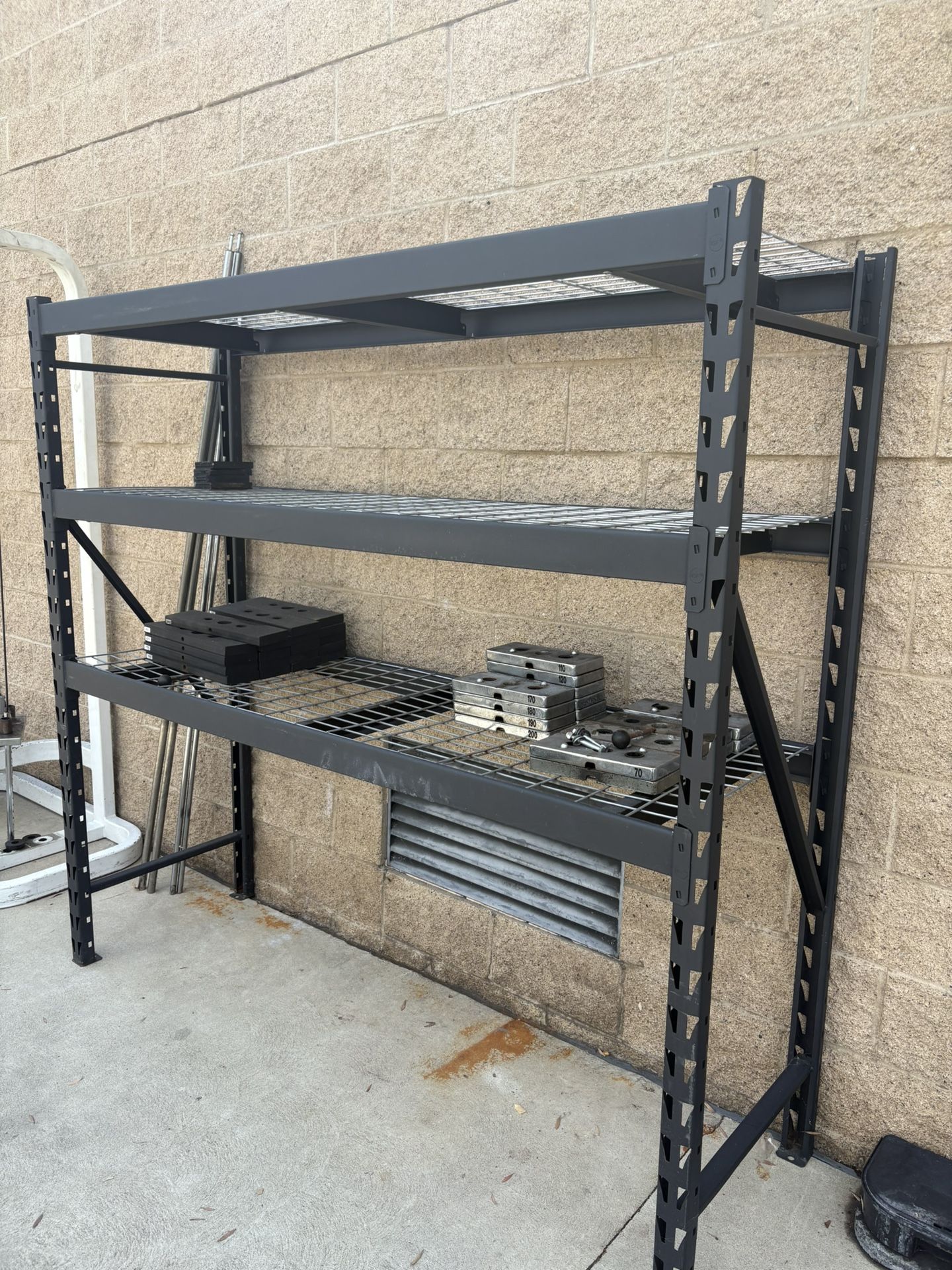 Gym Equipment 