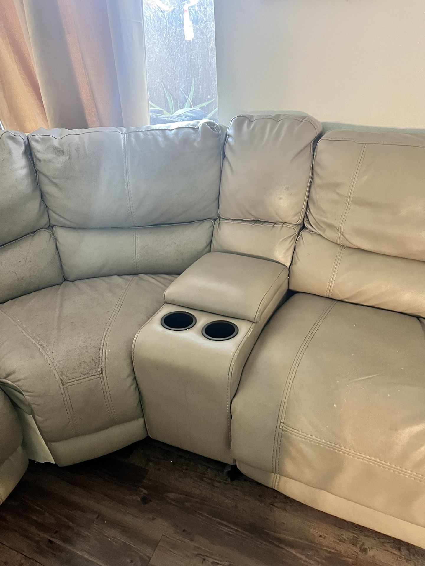  Sectional Couch With Electric Recliner 