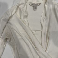Women’s Banana Republic White Top Wrap Top 