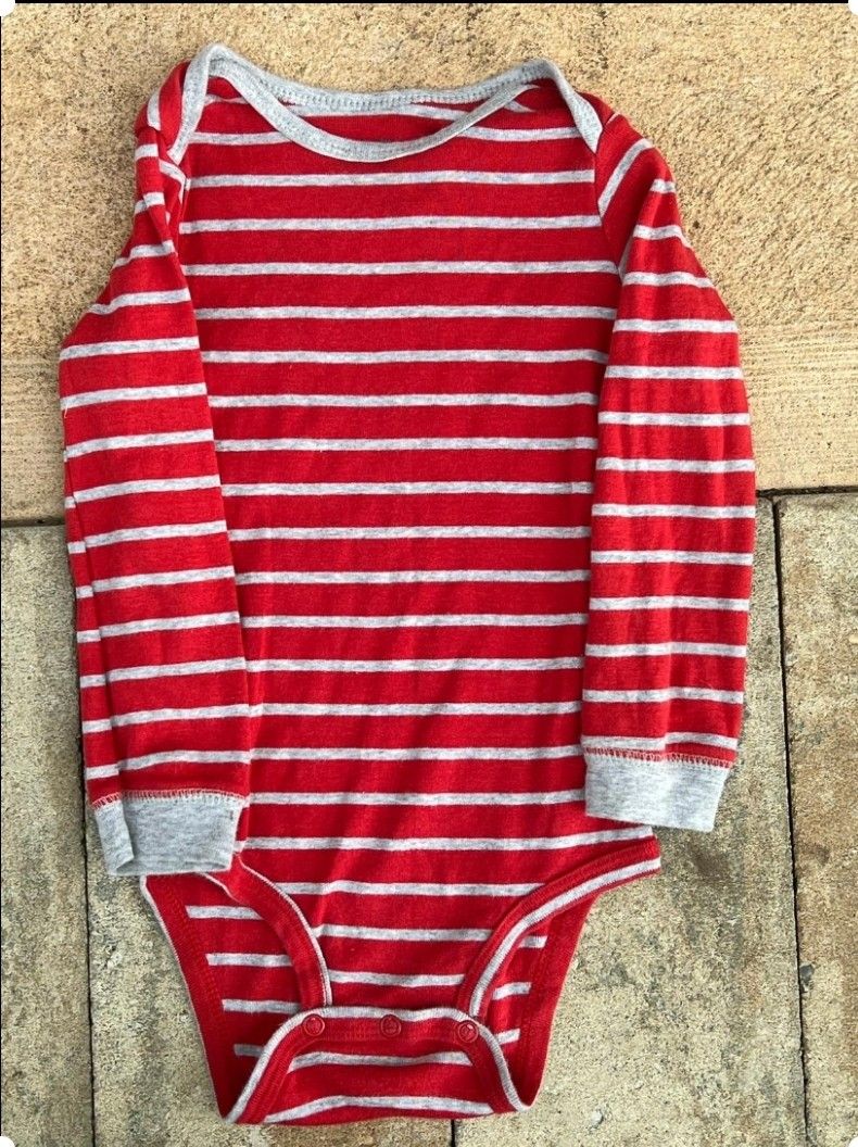Carter's long sleeve onesie