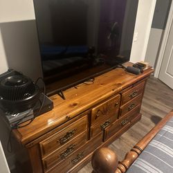 Queen Bedroom Set 