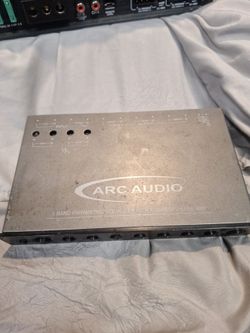 ARC AUDIO KEQ5   EQUALIZER  WITH SUBWOOFER AMP