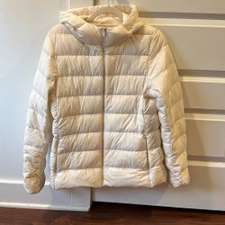 Women’s Uniqlo Light Jacket