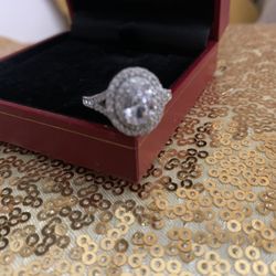 Beautiful Ring Great Chrismas Gift!!