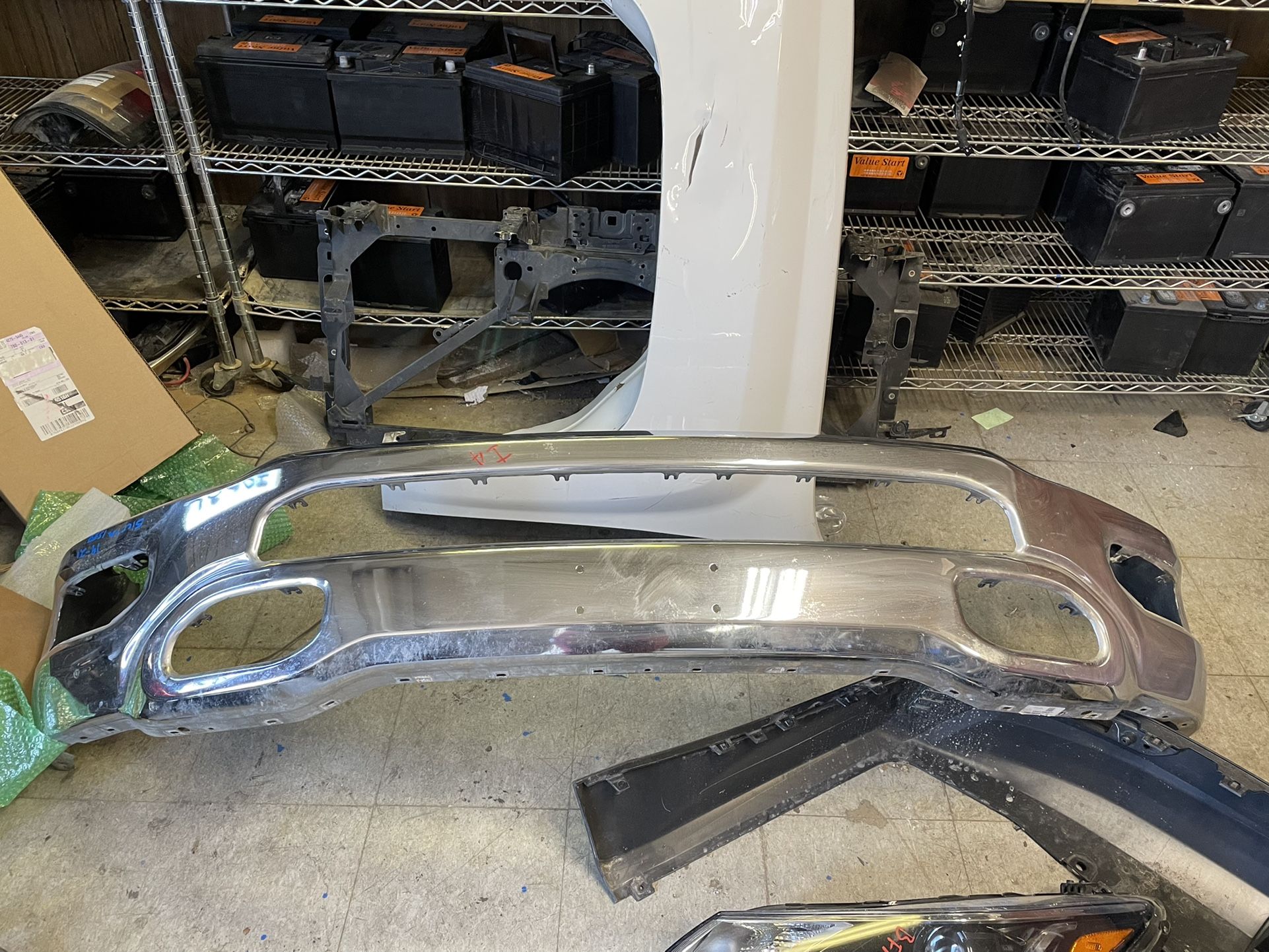 2019-2020 GMC SIERRA 1500 FRONT BUMPER 