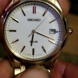 Seiko Solar V157-0AD0