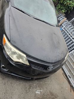 2012 camry for parts (whole car) BAD TRANSMISSION