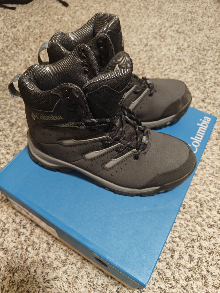 Columbia Gunnison II Omni-Heat Boots – Men’s Size 7 