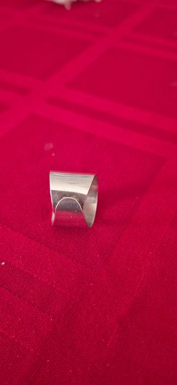 925 sterling S. Solido ring band
