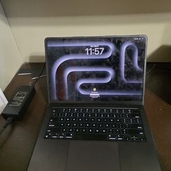 MacBook Pro 14 inch M3 Pro