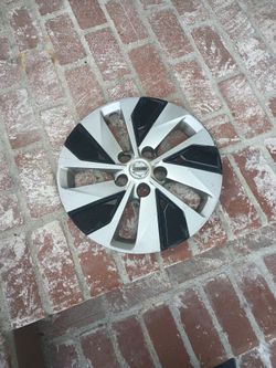 Nissan Hubcap 