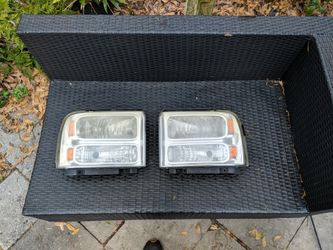 Ford F-350 Headlights 