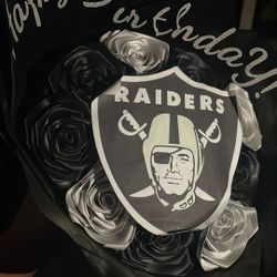 Flower Bouquet, Raiders Edition
