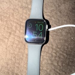 Apple Watch Series 6 $250 O.b.o 
