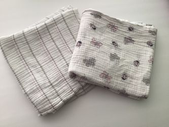 “Aden + Anais” 2 Swaddle Blankets Ladybug Butterfly & Striped White Pink Purple Grays