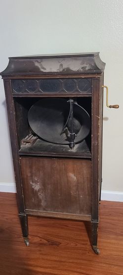 1920s Edison  Diamond Disc Phonograph 