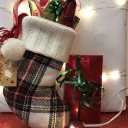 Womens STOCKING STUFFERS. High End Beauty Samples 