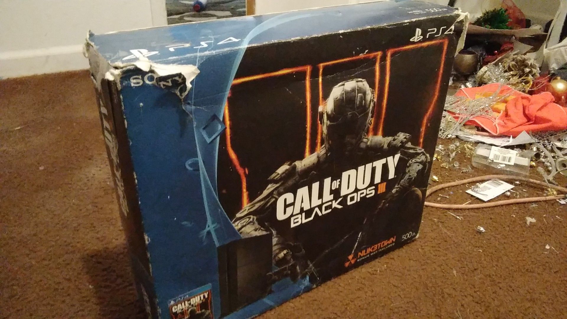 Ps4 black ops version 500gb jet-black still in box